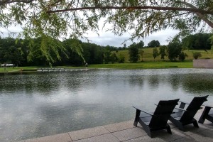 Reflecting pool